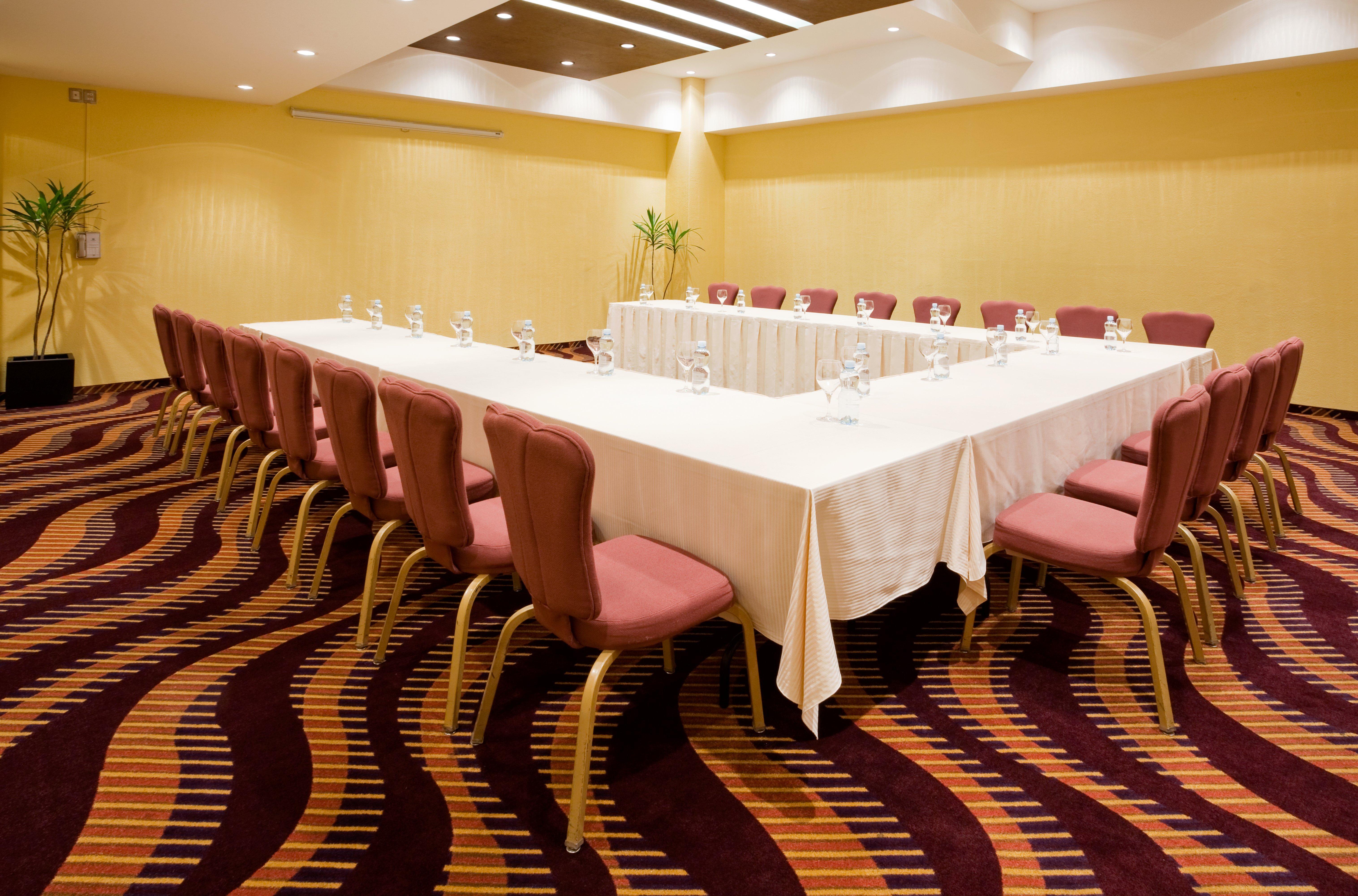 Holiday Inn Puebla Finsa By Ihg Buitenkant foto