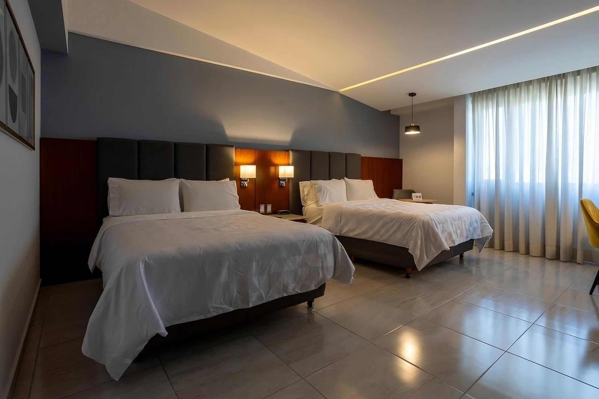 Holiday Inn Puebla Finsa By Ihg Buitenkant foto